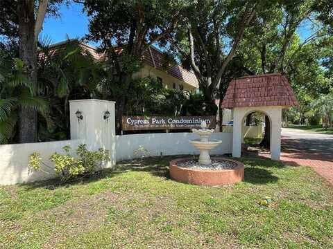 134 S Cypress Rd, Pompano Beach, FL 33060