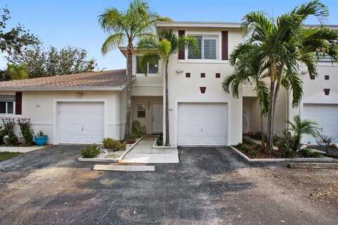 744 NW 42nd Pl, Deerfield Beach, FL 33064