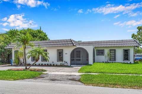 401 SE 14th St, Deerfield Beach, FL 33441