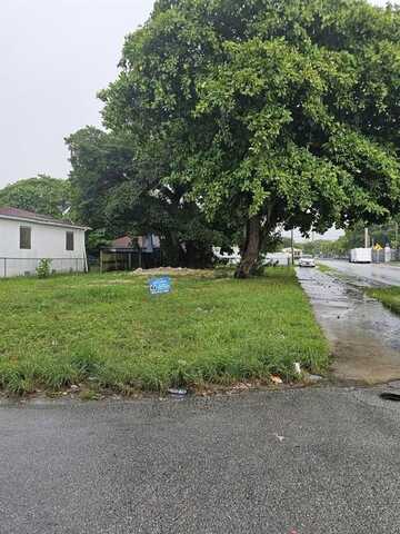 6310 NW 21st Ave, Miami, FL 33147