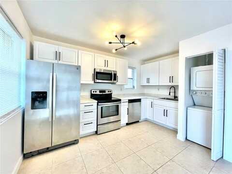 4071 N Dixie Hwy, Oakland Park, FL 33334