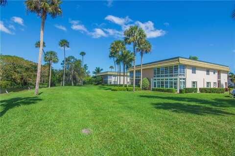 1 Vista Gardens Trail unit: 207, Vero Beach, FL 32962