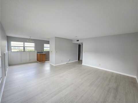 36 Pine Arbor Lane unit: 102, Vero Beach, FL 32962
