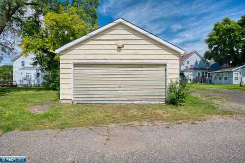 23 W 4th Ave N, Aurora, MN 55705