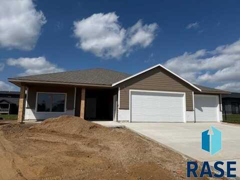 5406 W Colonial Ct, Sioux Falls, SD 57107
