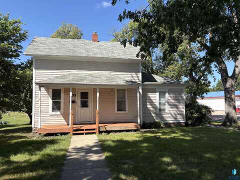 200 S Wind St, Flandreau, SD 57028