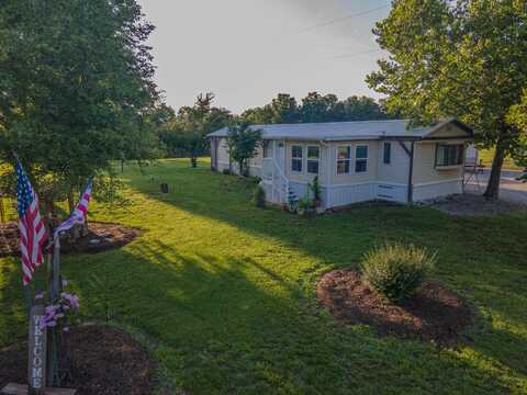 1185 County Road 2230, Moberly, MO 65270