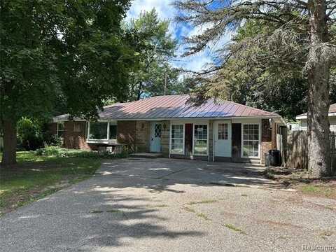 1333 E Caro Road, Caro, MI 48723