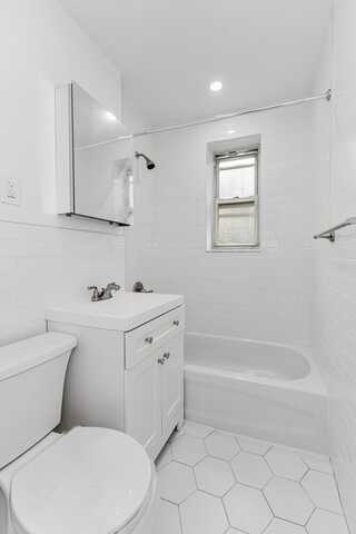 66 -34 108th St, Queens, NY 11375
