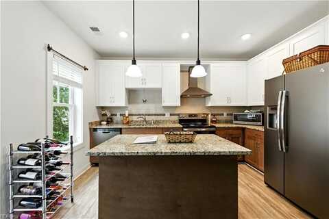 7922 Shore Drive, Norfolk, VA 23518