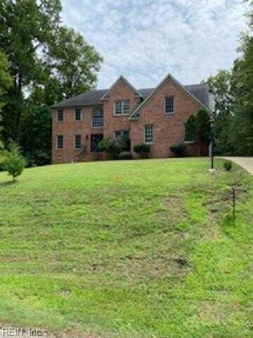 102 Creek Point Circle, Williamsburg, VA 23188