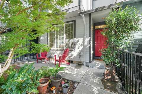 1179 SE LEANDER ST, Hillsboro, OR 97123
