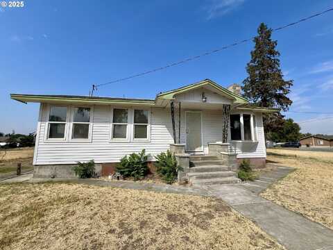 310 SE 7TH ST, Hermiston, OR 97838