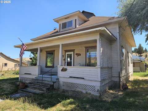 625 SEVENTH ST, Fossil, OR 97830