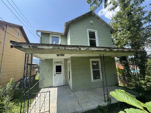 1114 Donovan ST, Selma, VA 24474