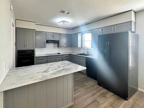 1201 Gordon Blvd, San Angelo, TX 76905