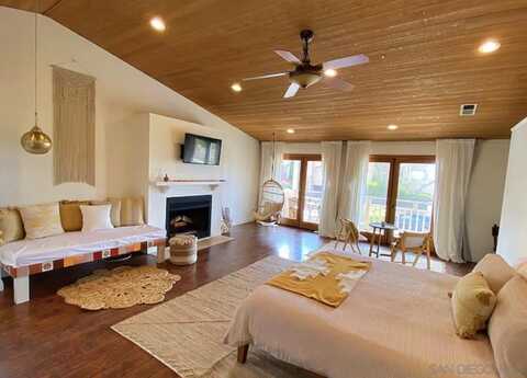 837 4th Street, Encinitas, CA 92024