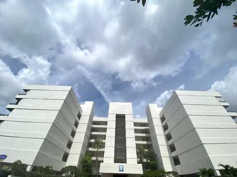 3555 S Ocean Boulevard, South Palm Beach, FL 33480