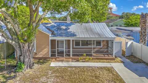 1204 Easter Avenue, Fort Pierce, FL 34950