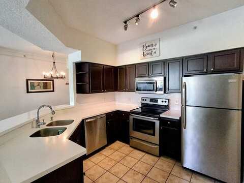9845 Baywinds Drive, West Palm Beach, FL 33411