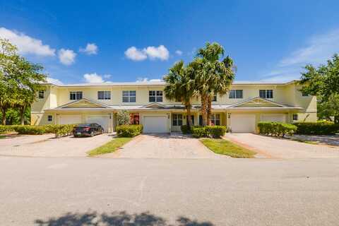 2628 Creekside Drive, Fort Pierce, FL 34981