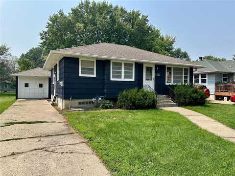 1107 Johnson Avenue, Worthington, MN 56187