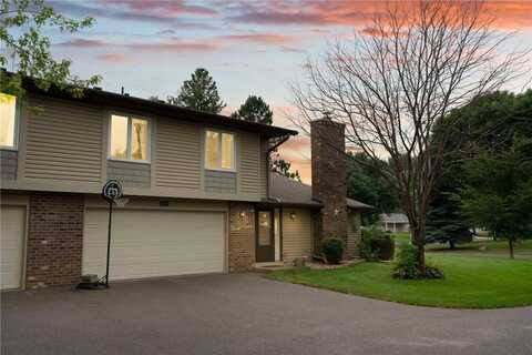 9516 Kingsview Lane N, Maple Grove, MN 55369