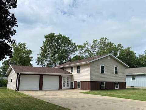 2011 Great Bend Boulevard, Windom, MN 56101