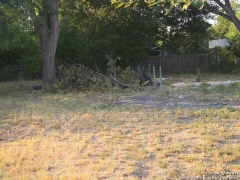 1535 flanders, San Antonio, TX 78211