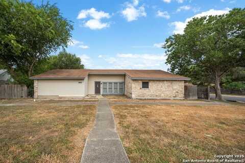 5607 Charwood Dr, San Antonio, TX 78233