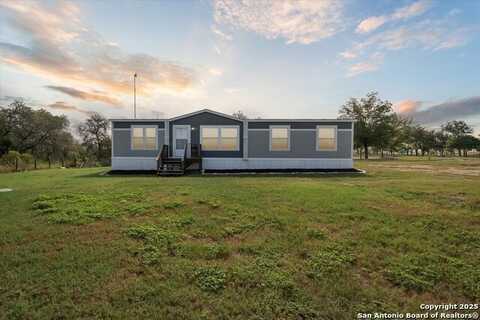 385 Forest Oaks, Somerset, TX 78069