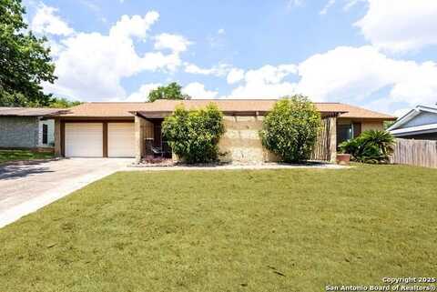 7717 Dry Canyon Trl, Live Oak, TX 78233