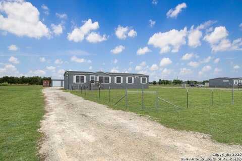 124 Galle Estates Circle, Kingsbury, TX 78638