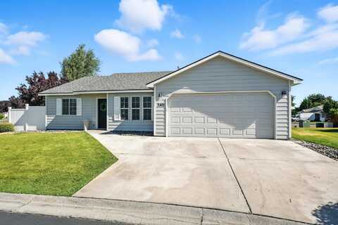 2401 S Arthur Ct, Other, WA 99338