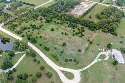 8802 S Fawn Trail, Derby, KS 67037