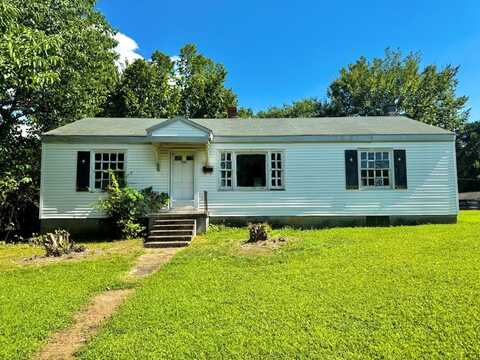 800 Second Street, Crewe, VA 23930