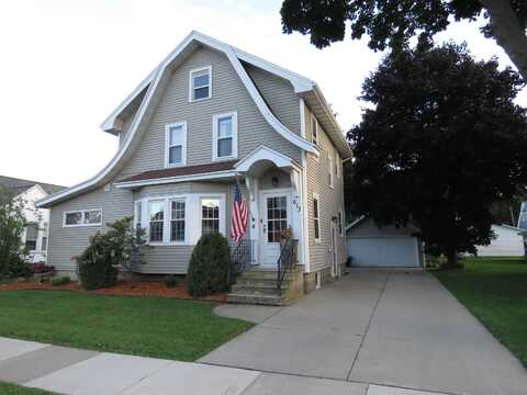 613 Park Street, Waupun, WI 53963
