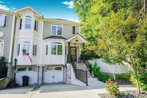 119 Berkshire Lane, Staten Island, NY 10309