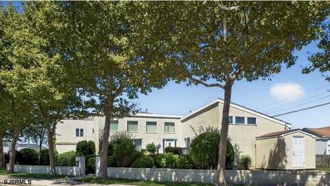 1 Seaside Ct, Margate City, NJ 08402
