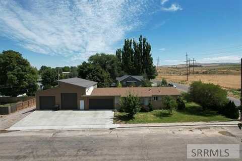 775 Pierce Ave, American Falls, ID 83211