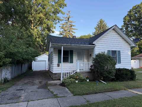 419 N Oak, Owosso, MI 48867