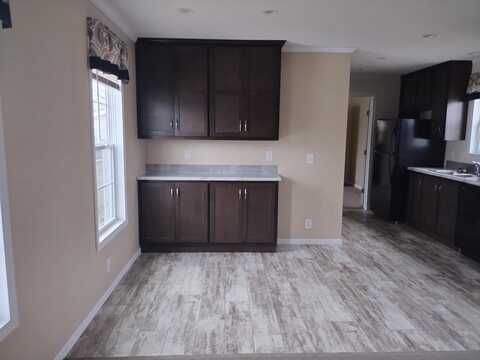 5048 Stowe, Allendale, MI 49401