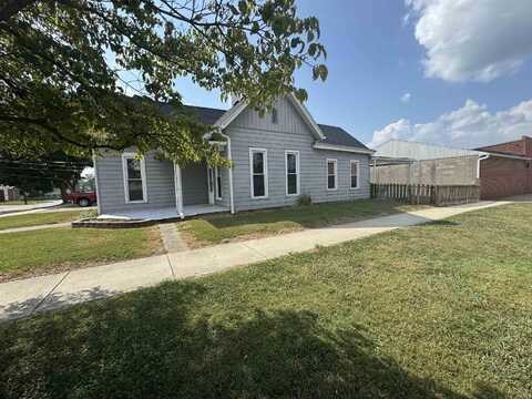 7 Oak Street, Poseyville, IN 47633