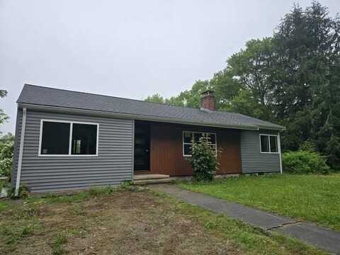 20 Maple Court, Hopkinton, RI 02804