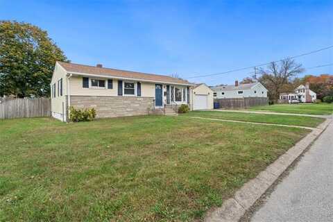 11 Liverpool Street, Warwick, RI 02889