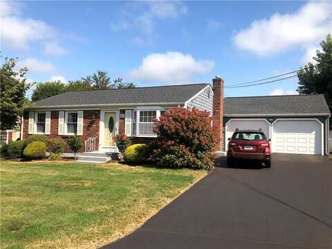 85 Knollwood Drive, Woonsocket, RI 02895