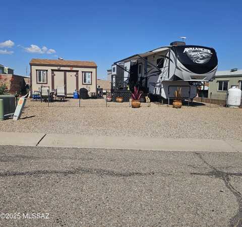 1915 W Casa Del Rio Drive, Benson, AZ 85602