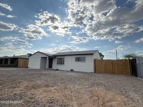 2102 S Kelvin Stravenue, Tucson, AZ 85713