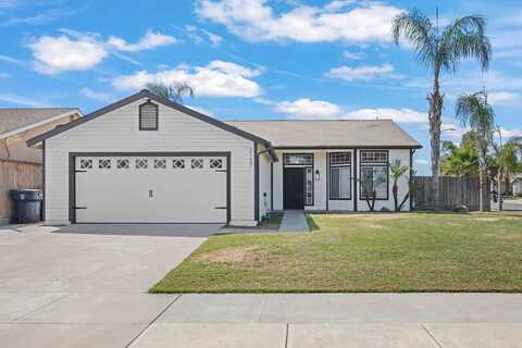 2157 Country View Avenue, Tulare, CA 93274