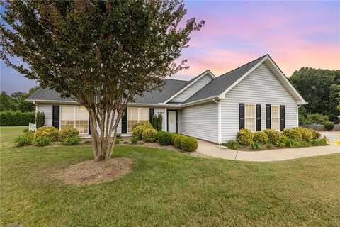6141 Hickory Creek Road, Winston Salem, NC 27107
